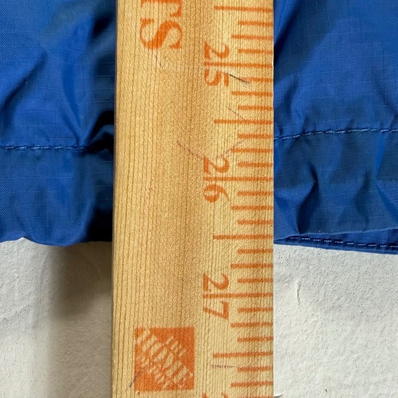 The North Face Hooded Rain Jacket Men's 2XL Lightweight Outdoor Gear Blue - Picture 7 of 7